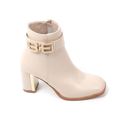 Boots Féminins et Raffinés réf : 6255